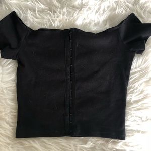 🐧 NWOT Topshop Off-shoulder Crop Top